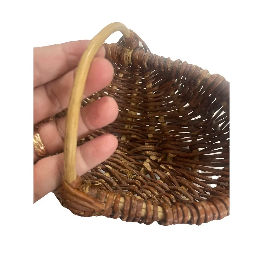Primitive Butt Basket Woven Twig Sticks Small Antique Rustic Handmade Heritage‎